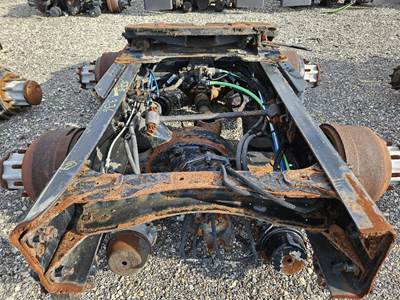 Eaton DS404 Cutoff for a Freightliner CASCADIA 125