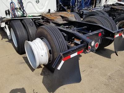 Rockwell CASCADIA 125 Cutoff for a Freightliner CASCADIA 125