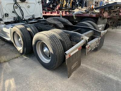 Rockwell CASCADIA 125 Cutoff for a Freightliner CASCADIA 125