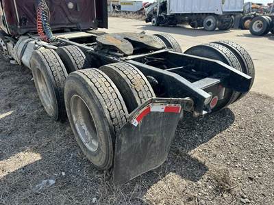 Rockwell CASCADIA 126 Cutoff for a Freightliner CASCADIA 126