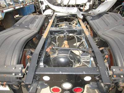 Rockwell CASCADIA 132 Cutoff for a Freightliner CASCADIA 132