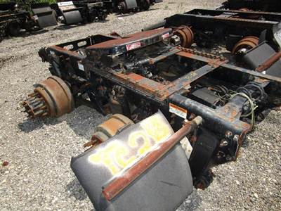 Rockwell MT40-143 Cutoff for a Freightliner COLUMBIA 120