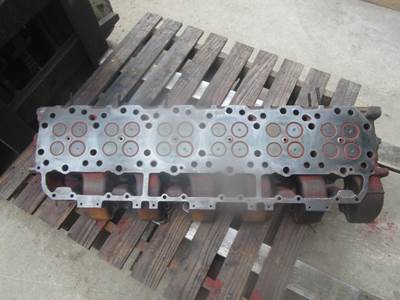 Caterpillar 3406B Cylinder Head