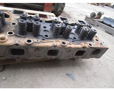 Caterpillar 3406B Cylinder Head