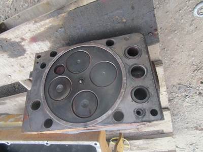 Mercedes-Benz OM460 Cylinder Head