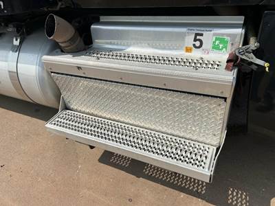 Cummins X15 DPF Assembly for a Peterbilt 567