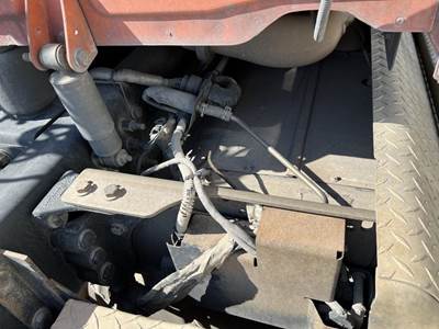 Detroit DD13 DPF Assembly for a Freightliner CASCADIA 113BBC