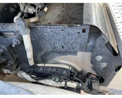 Detroit DD13 DPF Assembly for a Freightliner CASCADIA 125