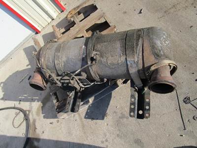 Detroit DD15 DPF Assembly