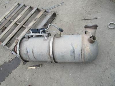 Detroit DD15 DPF Assembly