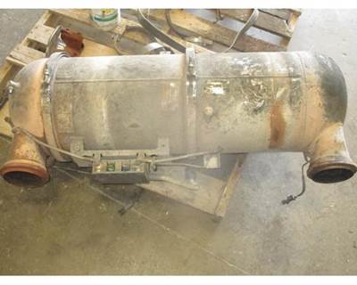 Detroit DD15 DPF Assembly