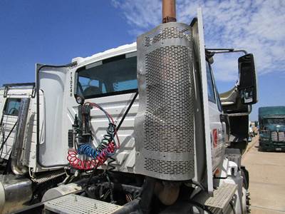 International MaxxForce 13 DPF Assembly for a International Prostar