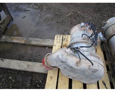 Mack DPF Assembly