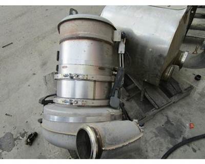 Mack DPF Assembly