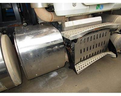 Mack MP8 DPF Assembly for a Mack CHU613