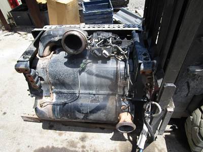 USED FREIGHTLINER CASCADIA COMPLETE DPF 