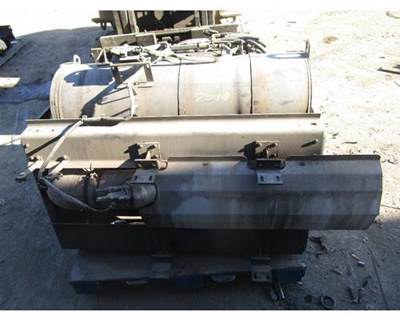 USED DPF FILTER ASSEMBLY OFF KENWORTH T600 2011
(DIESEL PARTICULATE FILTER) 