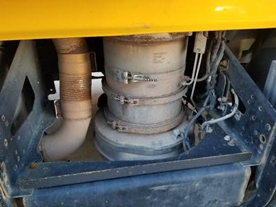 Volvo D13 DPF Assembly for a Volvo VNL