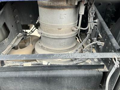 Volvo D13 DPF Assembly for a Volvo VNL