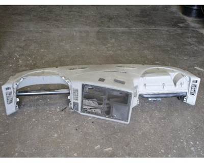 USED INTERNATIONAL 4300 DASHBOARD ASSEMBLY 