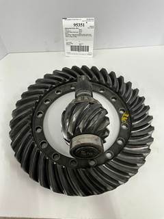 USED EATON DS402 FRONT GEAR SET RATIO: 3.36    PINION # 127065, RING GEAR #