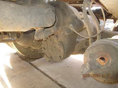 Alliance RT40-4 Front Differential for a Freightliner FLD132 XL CLASSIC