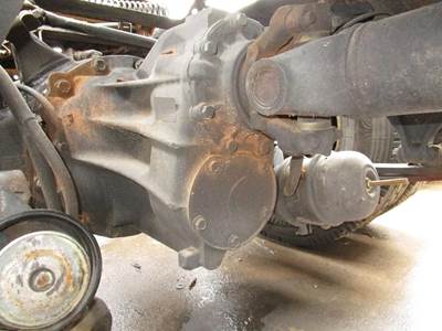 Alliance RT40-4 HT Front Differential for a Freightliner CASCADIA 125