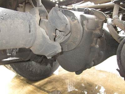 Eaton DS401 Front Differential for a International Prostar