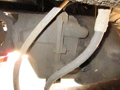 Eaton DS404 Front Differential for a Peterbilt 379