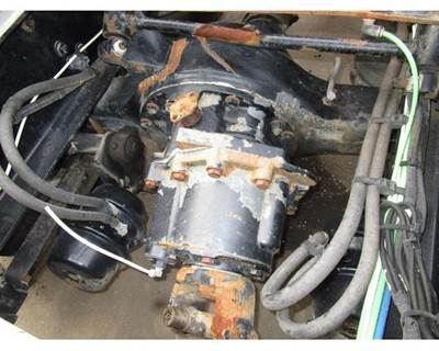 Eaton DS404 Front Differential for a Freightliner CASCADIA 125