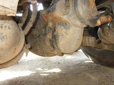 Eaton DSP40 Front Differential for a Peterbilt 379