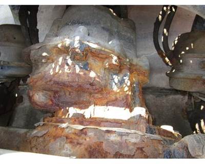 Eaton DSP40 Front Differential for a Peterbilt 379