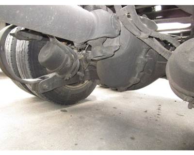 Eaton DSP40 Front Differential for a Peterbilt 387