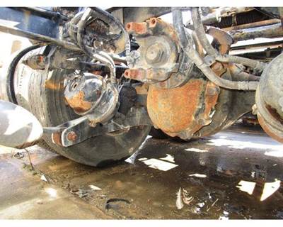 Eaton DSP41 Front Differential for a Peterbilt 387