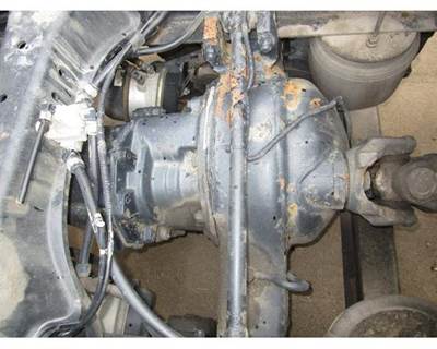 Eaton DSP41 Front Differential for a Kenworth T700