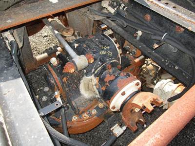 Mack CRD92 Front Differential for a Mack CV713 GRANITE