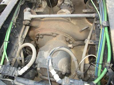 Rockwell CASCADIA 126 Front Differential for a Freightliner CASCADIA 126