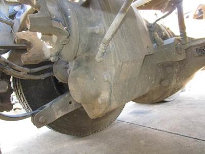 Rockwell MD2014X Front Differential for a Peterbilt 579