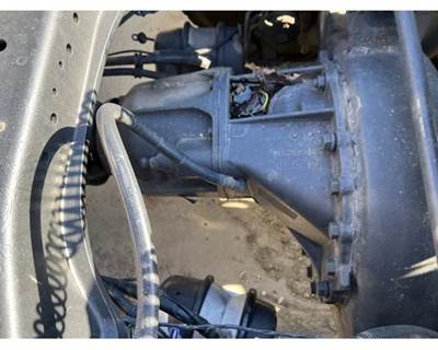 Rockwell MV2014P Front Differential for a Kenworth T680