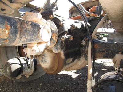 Rockwell RD20145 Front Differential for a Mack CH613