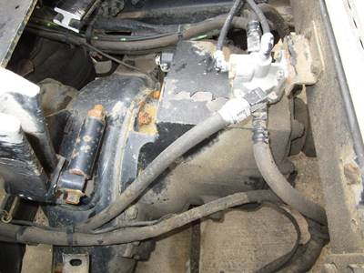 Rockwell RD20145 Front Differential for a Volvo VNL