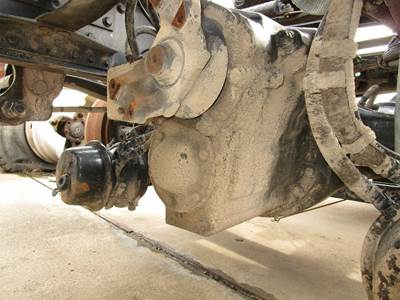 Rockwell RD20145 Front Differential for a Volvo VNL