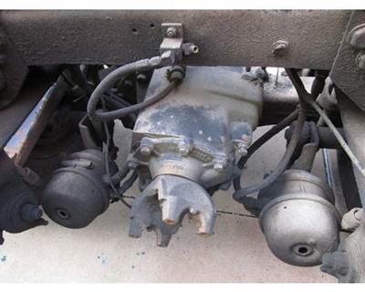 Rockwell RD20145 Front Differential for a Peterbilt 378