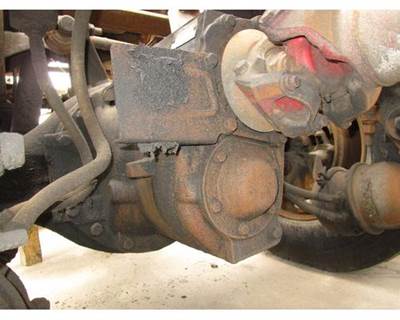 Rockwell Front Differential for a Peterbilt 379