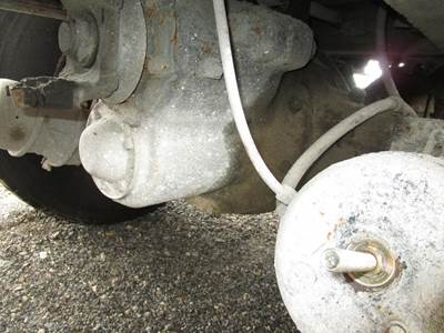 Rockwell RD23160 Front Differential for a Kenworth T800