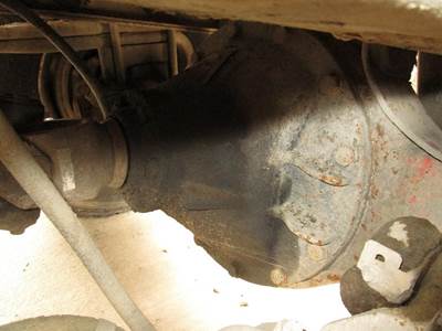 Eaton RS402 Rear Differential for a Peterbilt 377