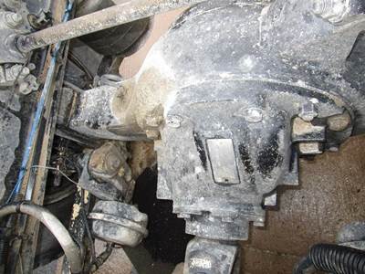 Eaton RS404 Rear Differential for a Freightliner COLUMBIA 120