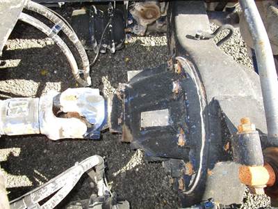 Eaton RS405 Rear Differential for a Mack CXN613