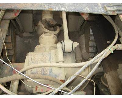Mack CRD93 Rear Differential for a Mack RD688S