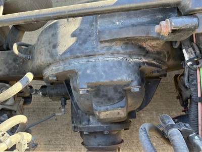 Rockwell ME20165D Rear Differential for a International Prostar